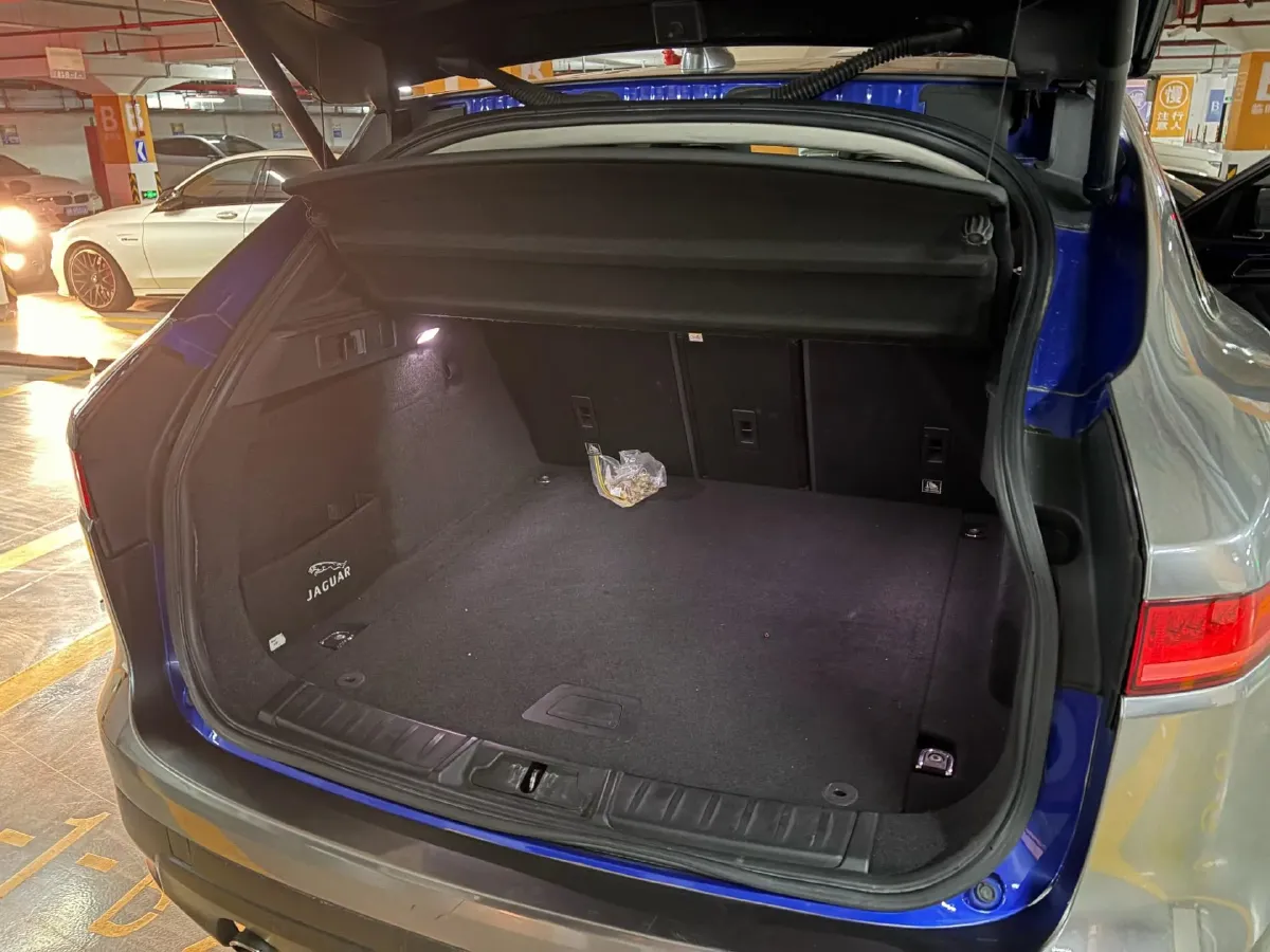 2018 Jaguar F-PACE 2.0T 250HP L4 8AT,autocango,china used car exporter,china ev exporter,chinese used car exporter,chinese used ev exporter