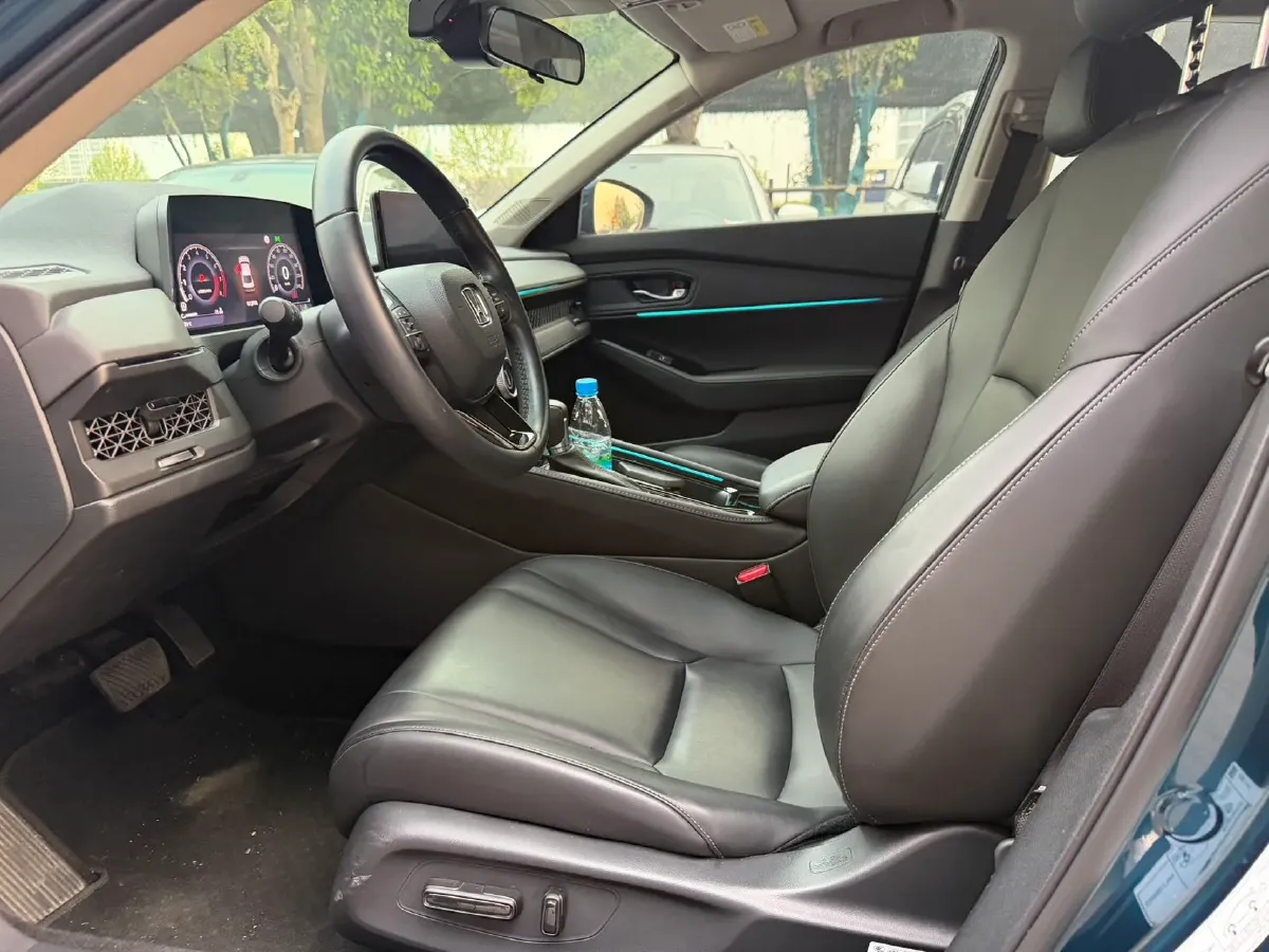 2023 Honda Accord 1.5T 192HP L4 CVT,autocango,china used car exporter,china ev exporter,chinese used car exporter,chinese used ev exporter