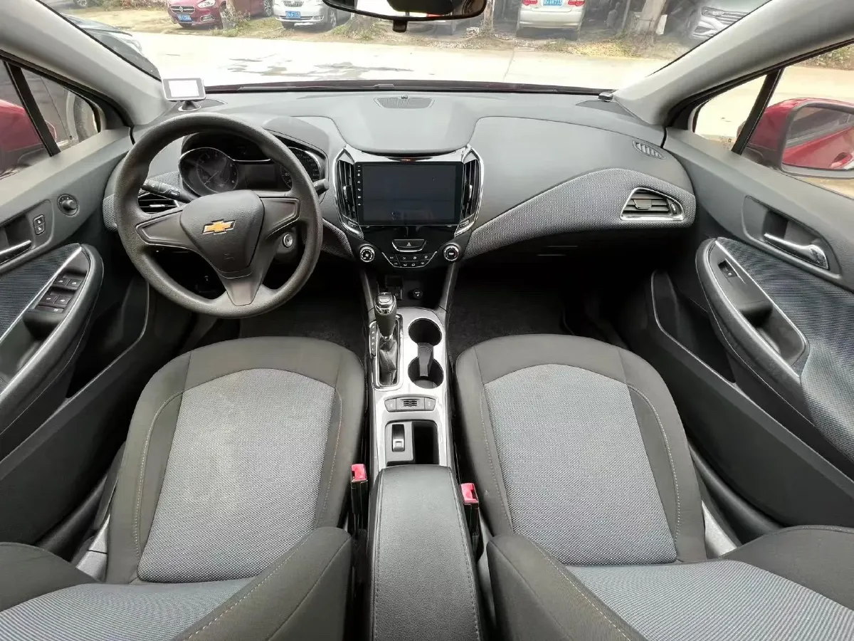 2018 Chevrolet Cruze 1.5L 114HP L4 6AT,autocango,china used car exporter,china ev exporter,chinese used car exporter,chinese used ev exporter