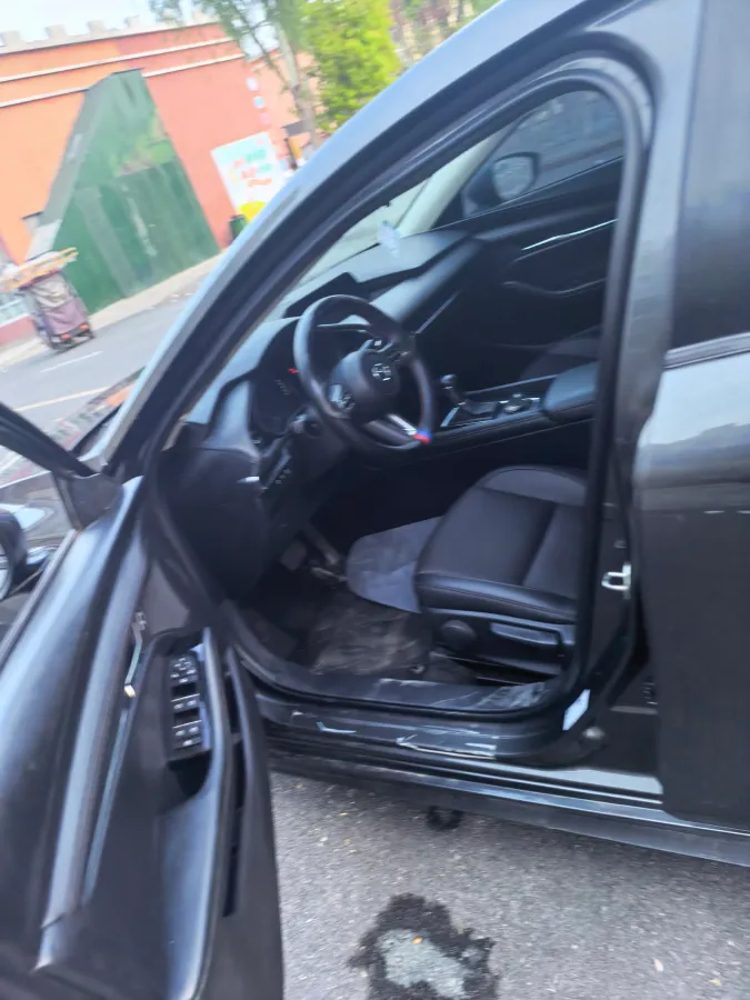 2020 Mazda 3 Axela 2.0L 158HP L4 6AT,autocango,china used car exporter,china ev exporter,chinese used car exporter,chinese used ev exporter