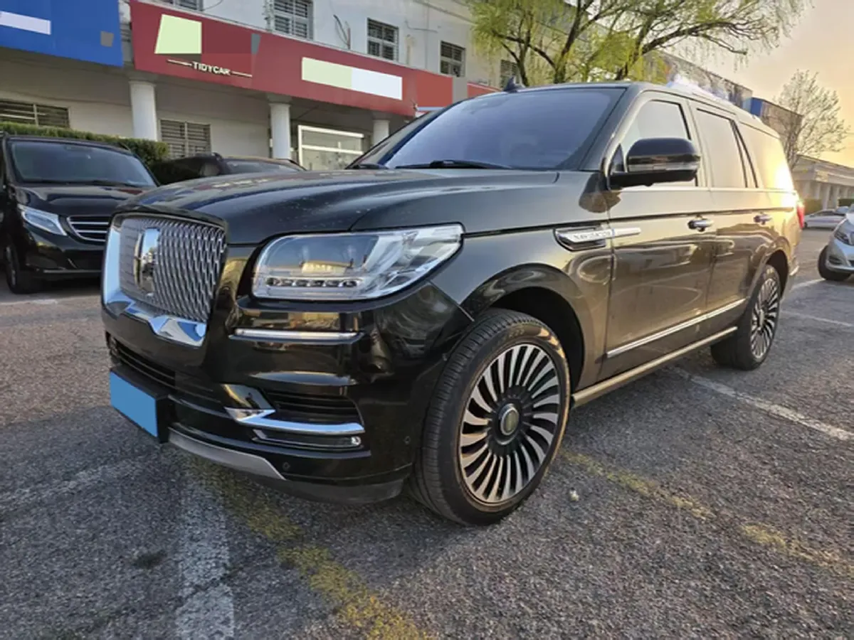 2018 Lincoln Navigator 3.5T 415HP V6 10AT,autocango,china used car exporter,china ev exporter,chinese used car exporter,chinese used ev exporter
