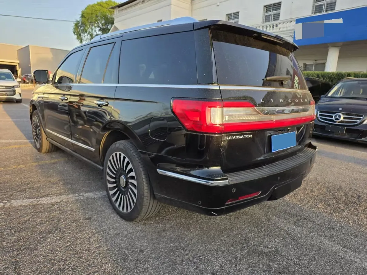 2018 Lincoln Navigator 3.5T 415HP V6 10AT,autocango,china used car exporter,china ev exporter,chinese used car exporter,chinese used ev exporter