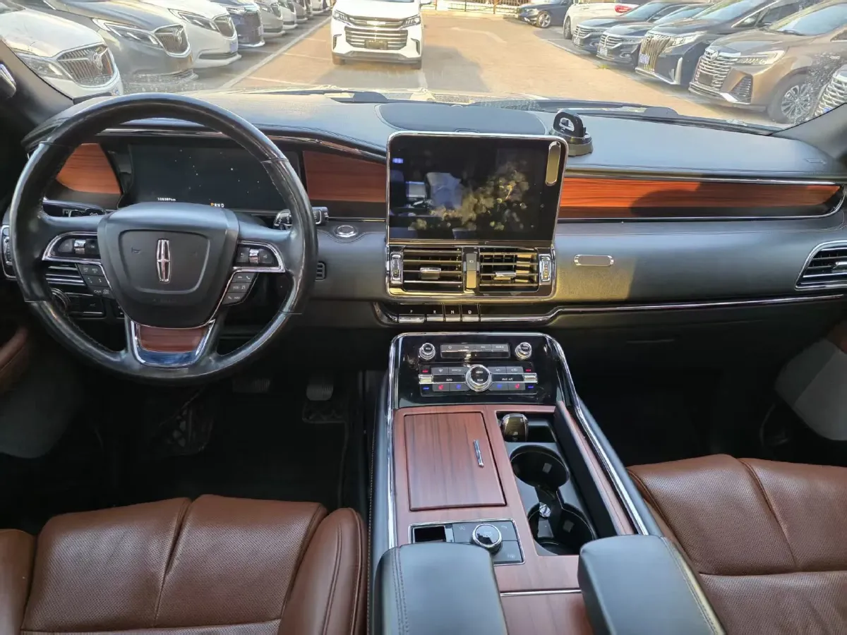 2018 Lincoln Navigator 3.5T 415HP V6 10AT,autocango,china used car exporter,china ev exporter,chinese used car exporter,chinese used ev exporter