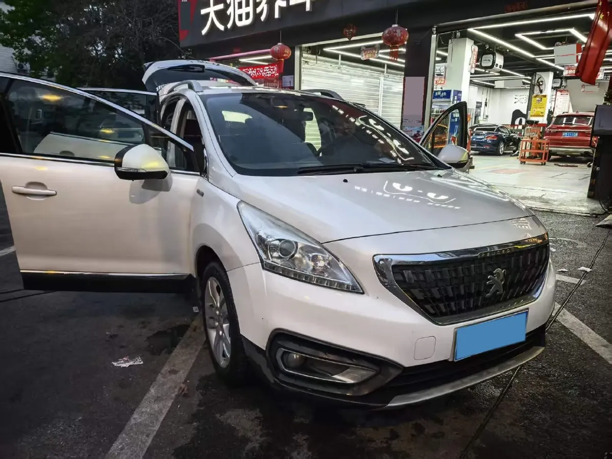 2016 Peugeot 3008 1.6T 167HP L4 6AT,autocango,china used car exporter,china ev exporter,chinese used car exporter,chinese used ev exporter