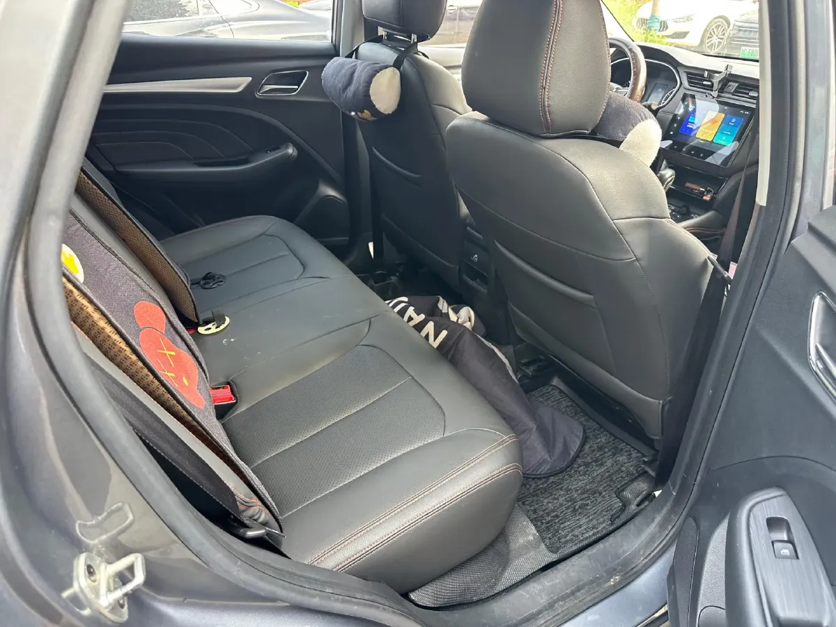 2021 Roewe RX3 1.6L 125HP L4 CVT,autocango,china used car exporter,china ev exporter,chinese used car exporter,chinese used ev exporter