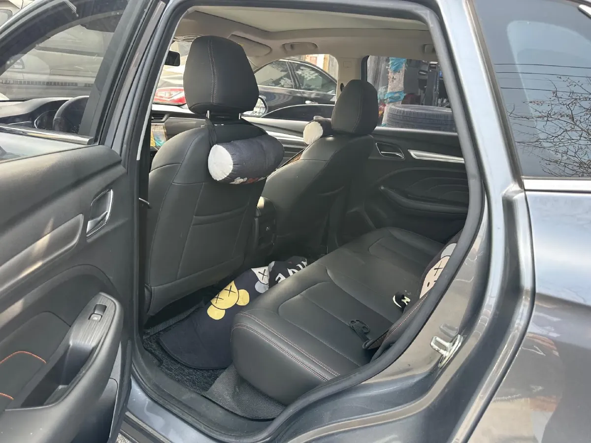 2021 Roewe RX3 1.6L 125HP L4 CVT,autocango,china used car exporter,china ev exporter,chinese used car exporter,chinese used ev exporter