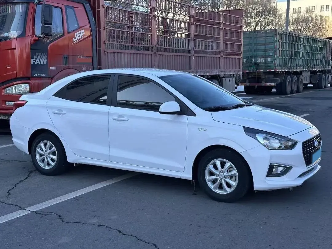 2020 Hyundai Reina 1.4L 95HP L4 5MT,autocango,china used car exporter,china ev exporter,chinese used car exporter,chinese used ev exporter