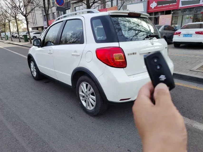 2012 JMC YuHu 7 2.4L 136HP L4 5MT,autocango,china used car exporter,china ev exporter,chinese used car exporter,chinese used ev exporter