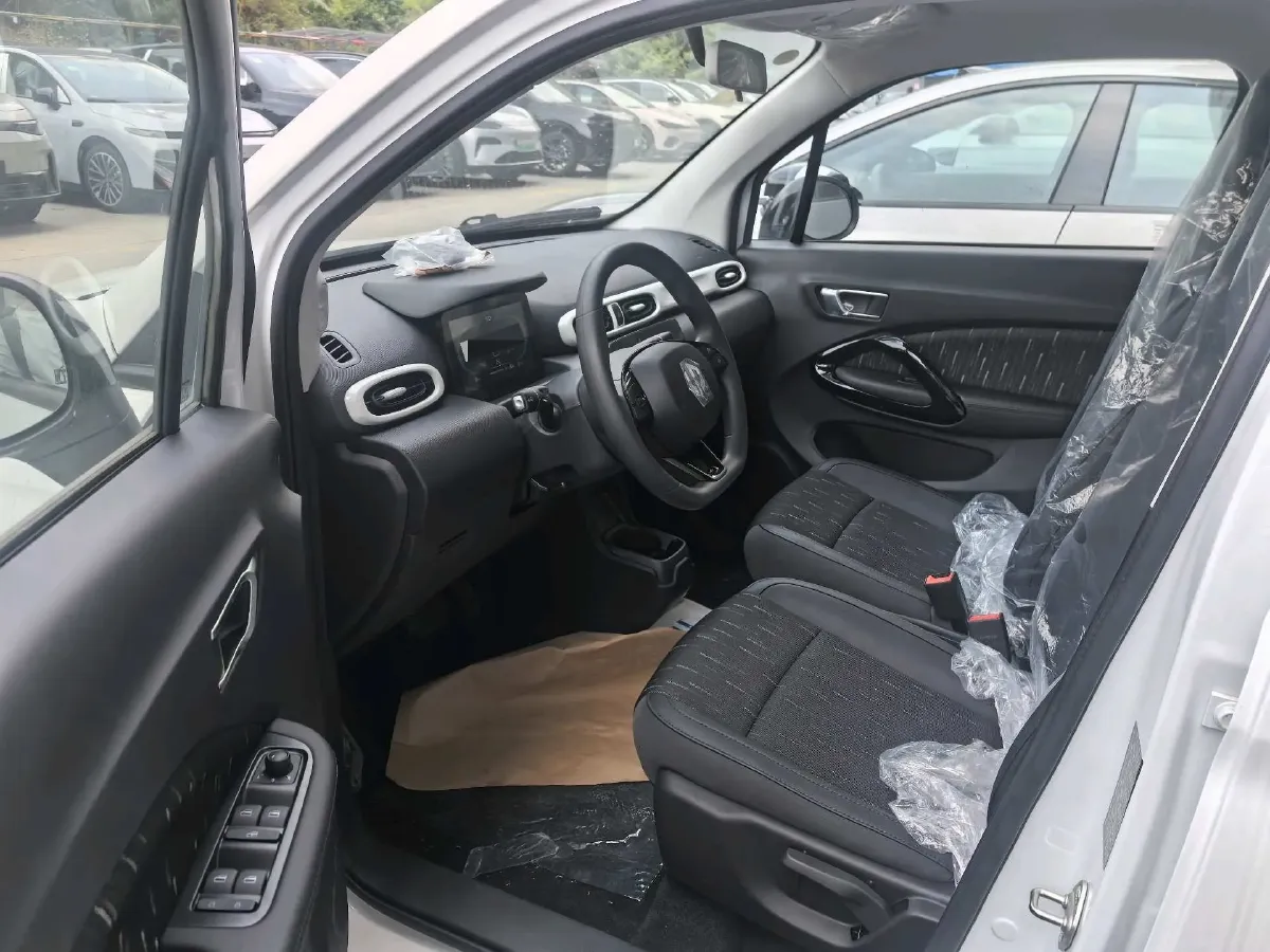 2025 Leapmotor T03 BEV 31.9KWH,autocango,china used car exporter,china ev exporter,chinese used car exporter,chinese used ev exporter