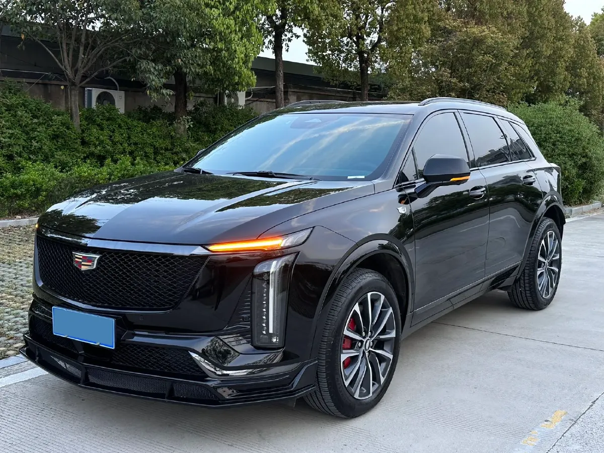 2025 Cadillac XT5 2.0T 237HP L4 9AT,autocango,china used car exporter,china ev exporter,chinese used car exporter,chinese used ev exporter