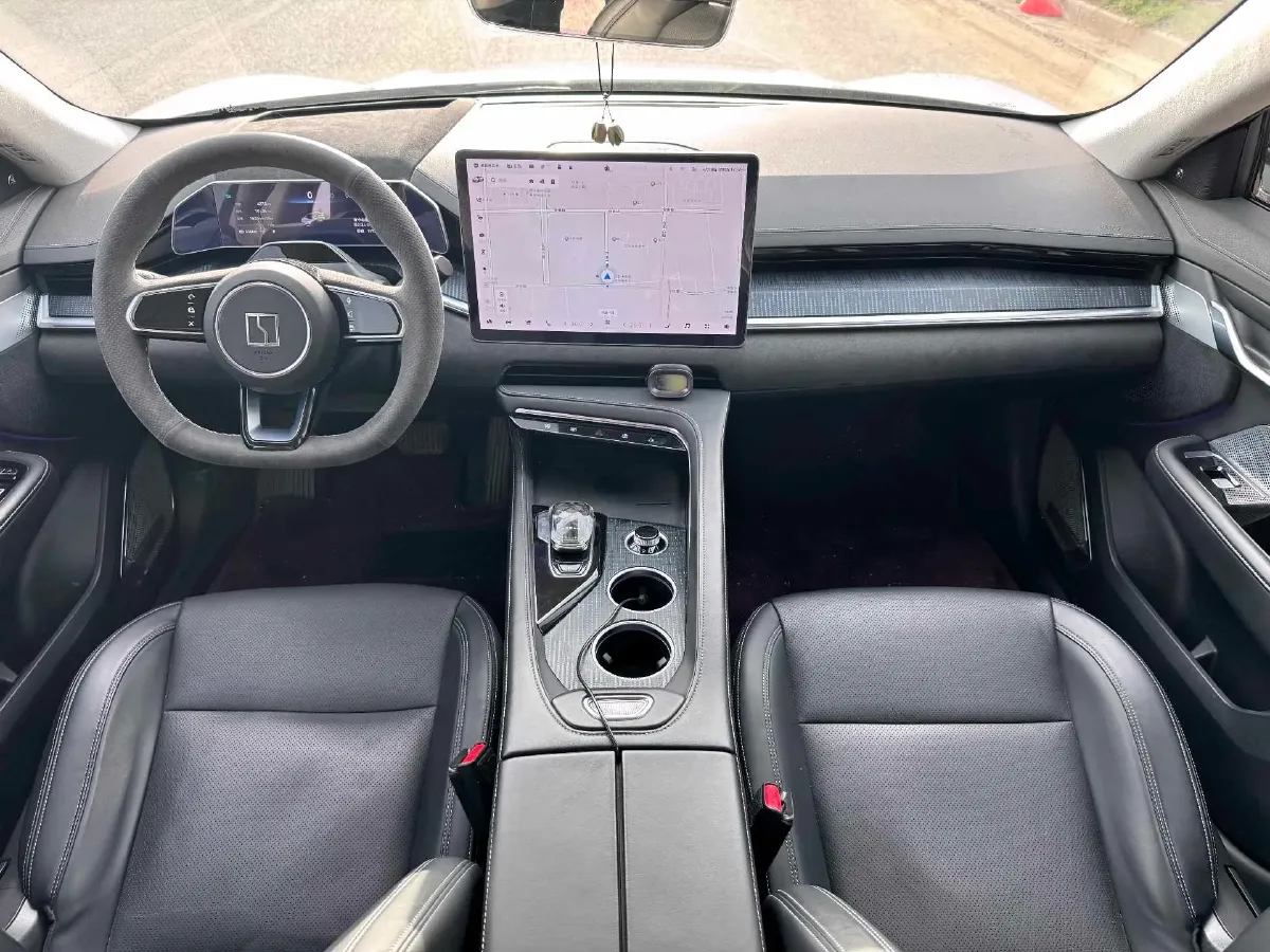 2022 Zeekr 001 BEV 86KWH,autocango,china used car exporter,china ev exporter,chinese used car exporter,chinese used ev exporter