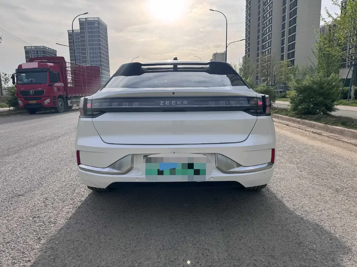 2022 Zeekr 001 BEV 86KWH,autocango,china used car exporter,china ev exporter,chinese used car exporter,chinese used ev exporter