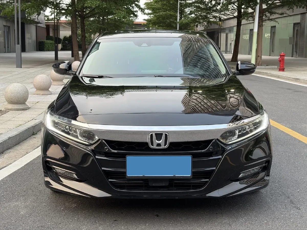 2018 Honda Accord 1.5T 194HP L4 CVT,autocango,china used car exporter,china ev exporter,chinese used car exporter,chinese used ev exporter
