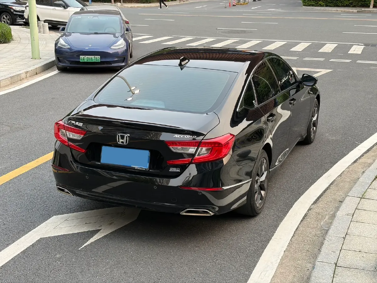 2018 Honda Accord 1.5T 194HP L4 CVT,autocango,china used car exporter,china ev exporter,chinese used car exporter,chinese used ev exporter