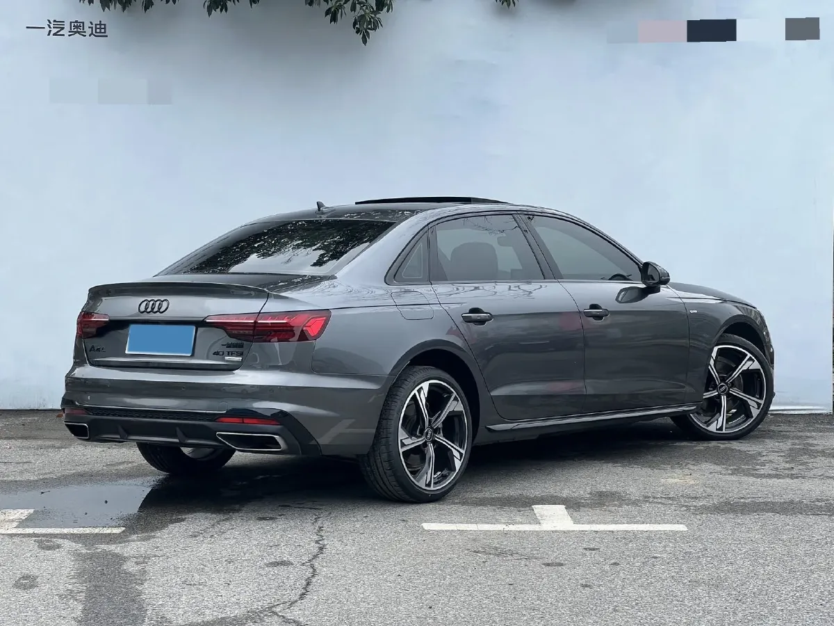 2024 Audi A4L 2.0T 190HP L4 7DCT,autocango,china used car exporter,china ev exporter,chinese used car exporter,chinese used ev exporter