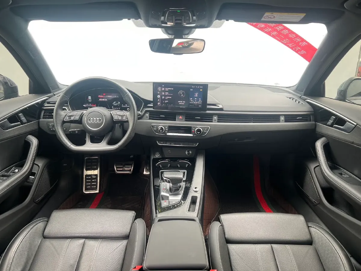 2024 Audi A4L 2.0T 190HP L4 7DCT,autocango,china used car exporter,china ev exporter,chinese used car exporter,chinese used ev exporter