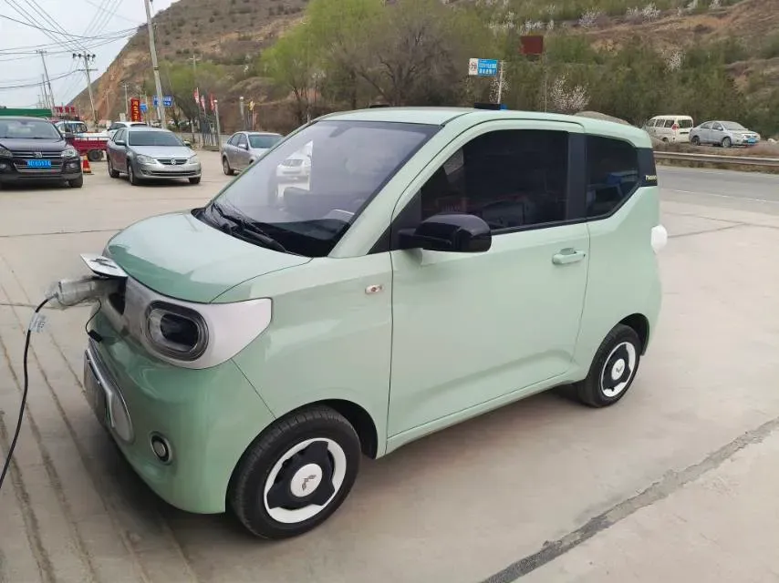 2024 WuLing HongGuang MINI EV BEV 17.3KWH,autocango,china used car exporter,china ev exporter,chinese used car exporter,chinese used ev exporter