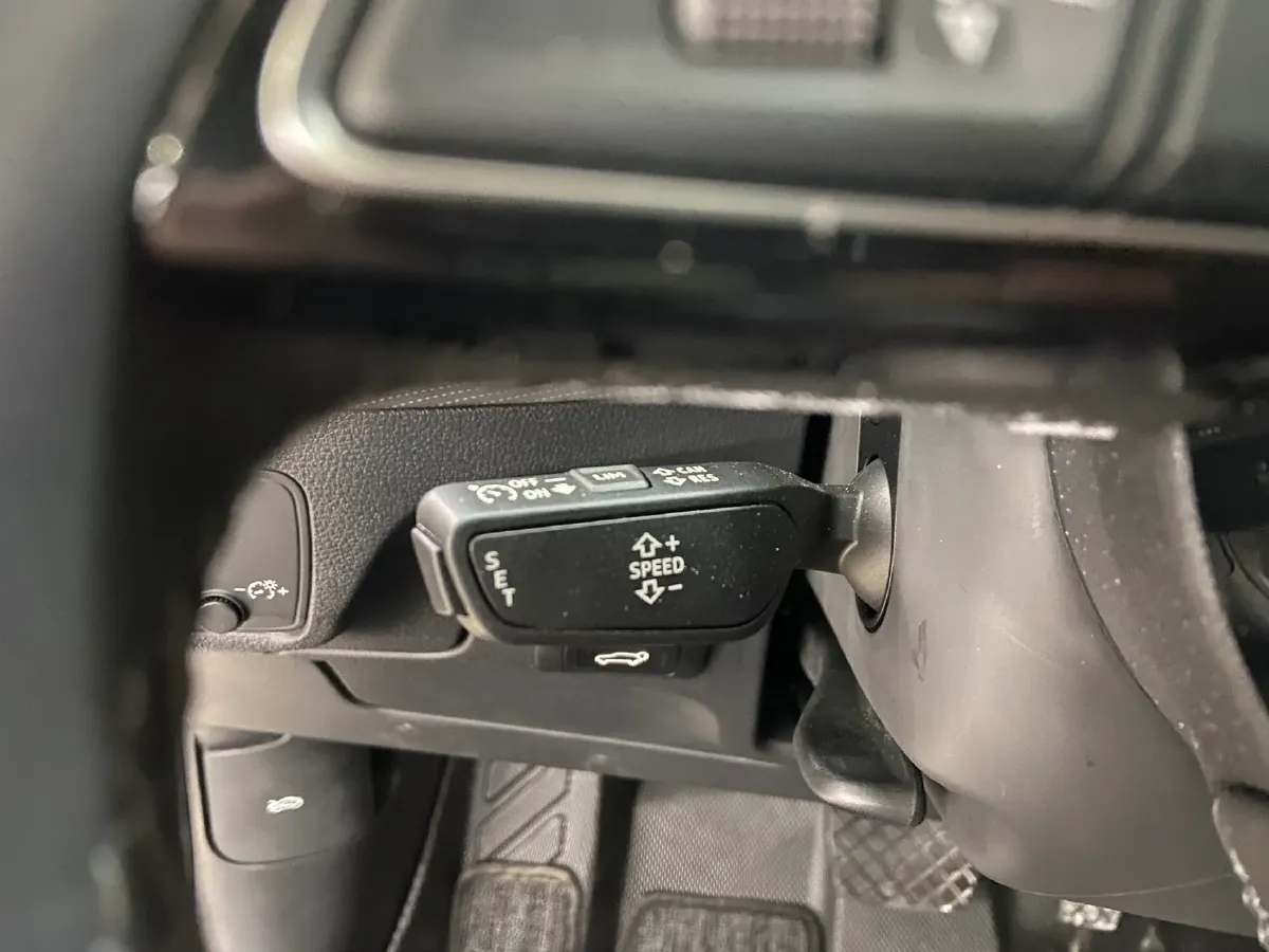 2022 Audi Q2L 1.4T 150HP L4 7DCT,autocango,china used car exporter,china ev exporter,chinese used car exporter,chinese used ev exporter