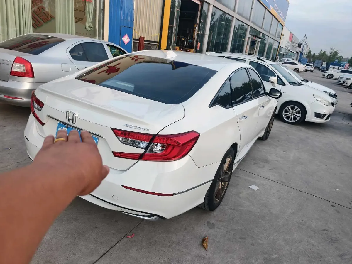 2018 Honda Accord 2.0L 146HP L4 E-CVT Hybrid,autocango,china used car exporter,china ev exporter,chinese used car exporter,chinese used ev exporter