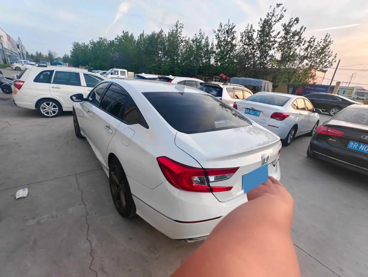 2018 Honda Accord 2.0L 146HP L4 E-CVT Hybrid,autocango,china used car exporter,china ev exporter,chinese used car exporter,chinese used ev exporter