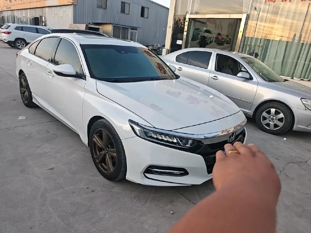 2018 Honda Accord 2.0L 146HP L4 E-CVT Hybrid,autocango,china used car exporter,china ev exporter,chinese used car exporter,chinese used ev exporter