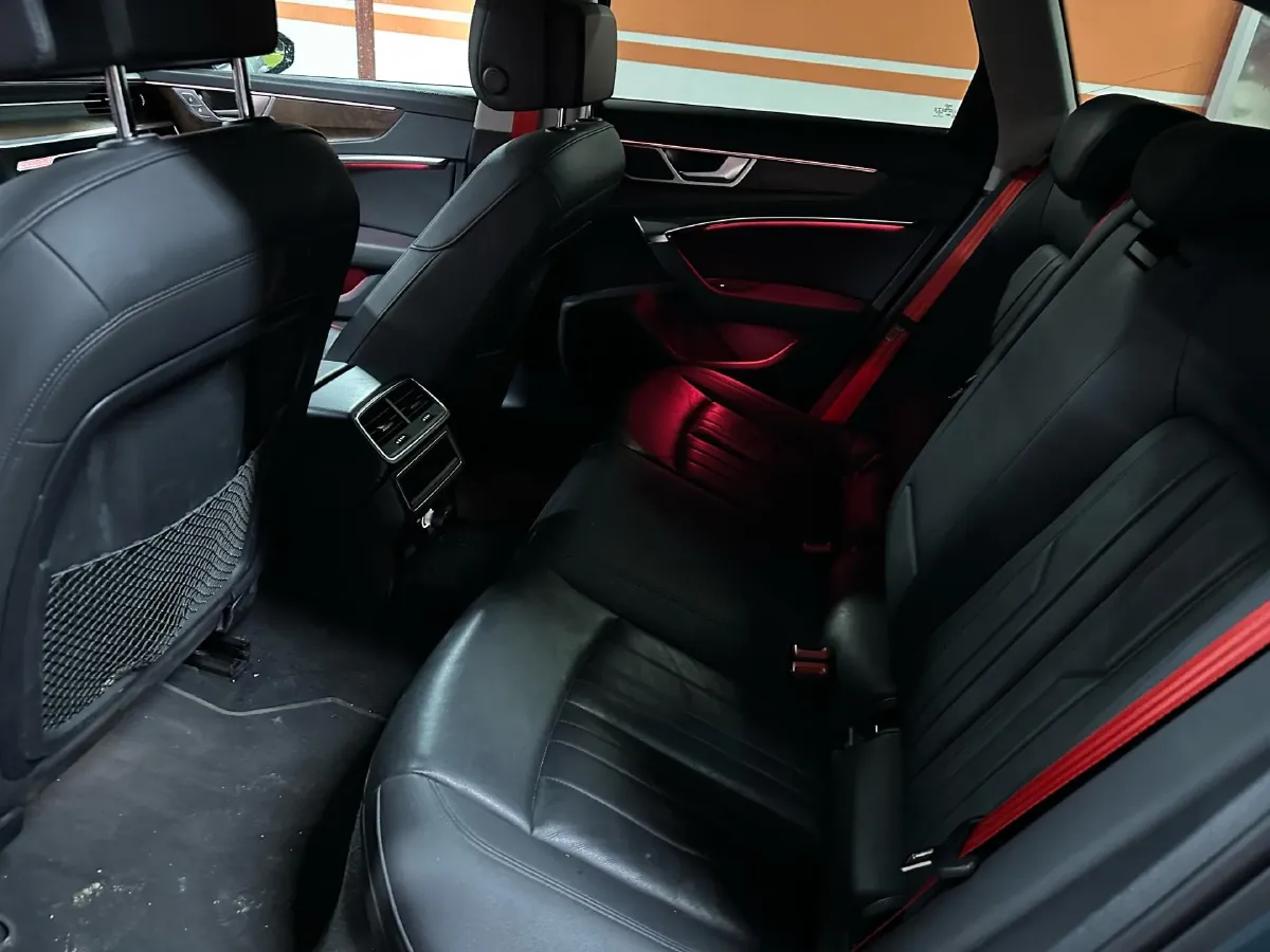 2020 Audi A6 3.0T 340HP V6 7DCT,autocango,china used car exporter,china ev exporter,chinese used car exporter,chinese used ev exporter