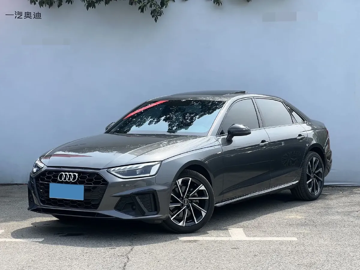 2023 Audi A4L 2.0T 190HP L4 7DCT,autocango,china used car exporter,china ev exporter,chinese used car exporter,chinese used ev exporter