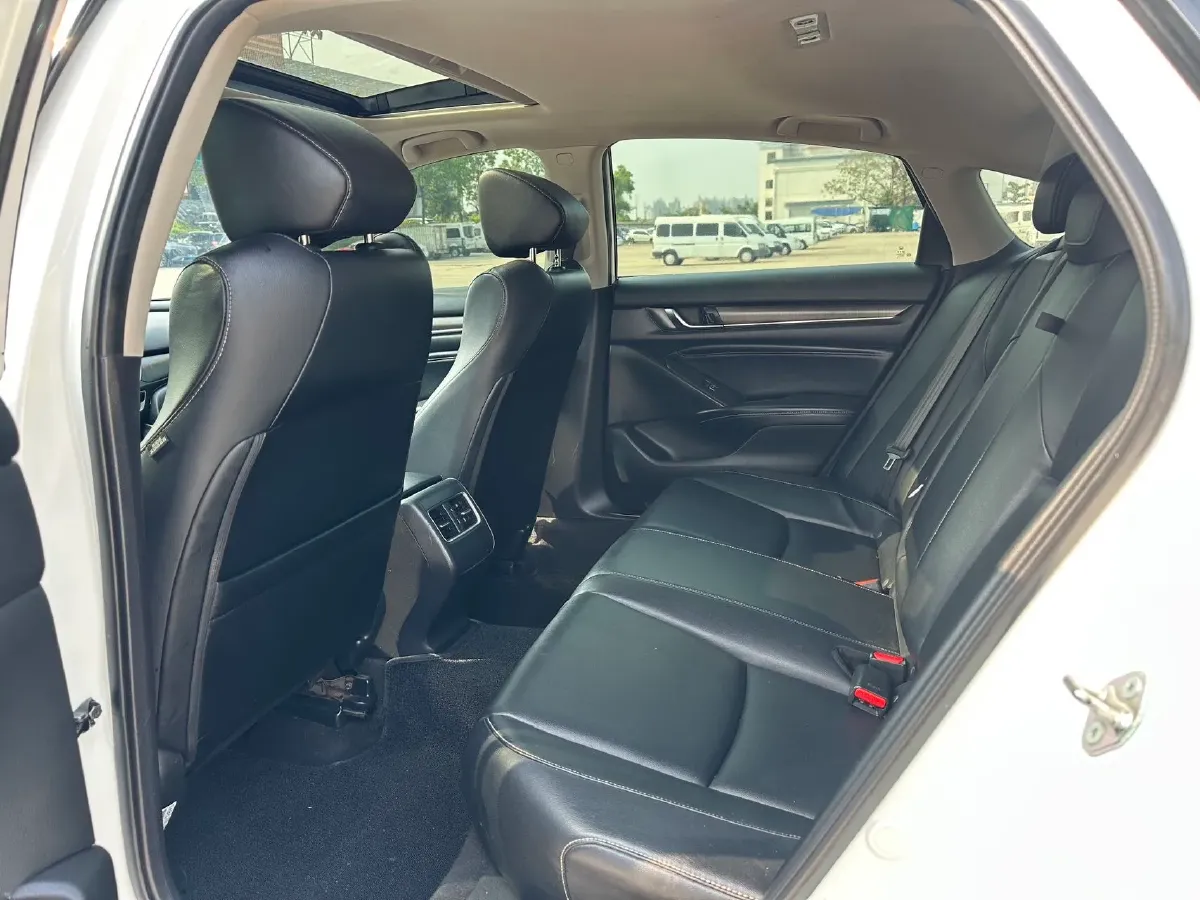 2019 Honda Inspire 1.5T 194HP L4 CVT,autocango,china used car exporter,china ev exporter,chinese used car exporter,chinese used ev exporter