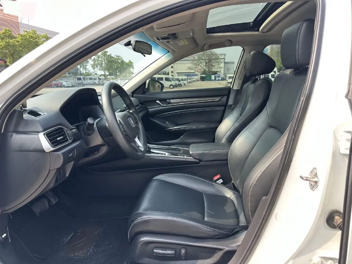 2019 Honda Inspire 1.5T 194HP L4 CVT,autocango,china used car exporter,china ev exporter,chinese used car exporter,chinese used ev exporter