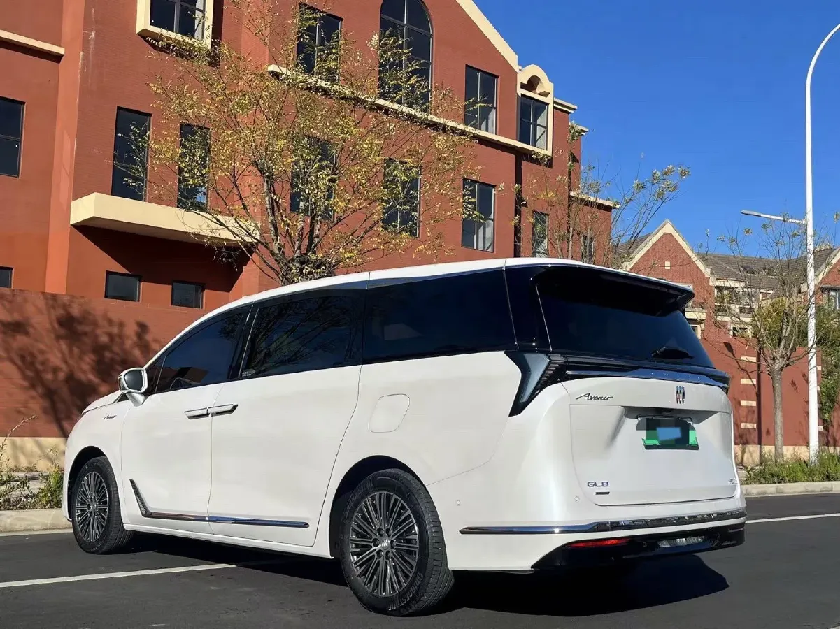 2024 Buick GL8 1.5T 180HP L4 2DHT PHEV 24.4KWH,autocango,china used car exporter,china ev exporter,chinese used car exporter,chinese used ev exporter