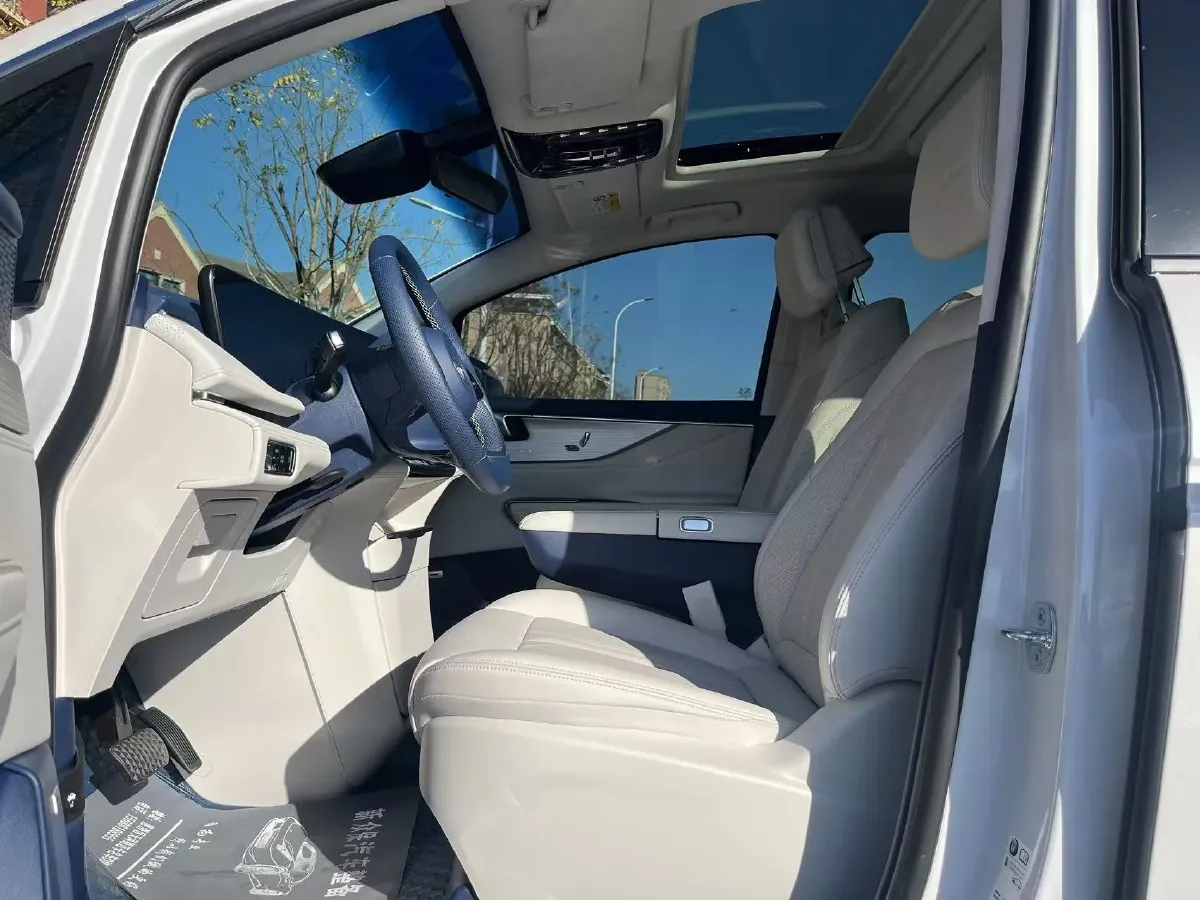 2024 Buick GL8 1.5T 180HP L4 2DHT PHEV 24.4KWH,autocango,china used car exporter,china ev exporter,chinese used car exporter,chinese used ev exporter