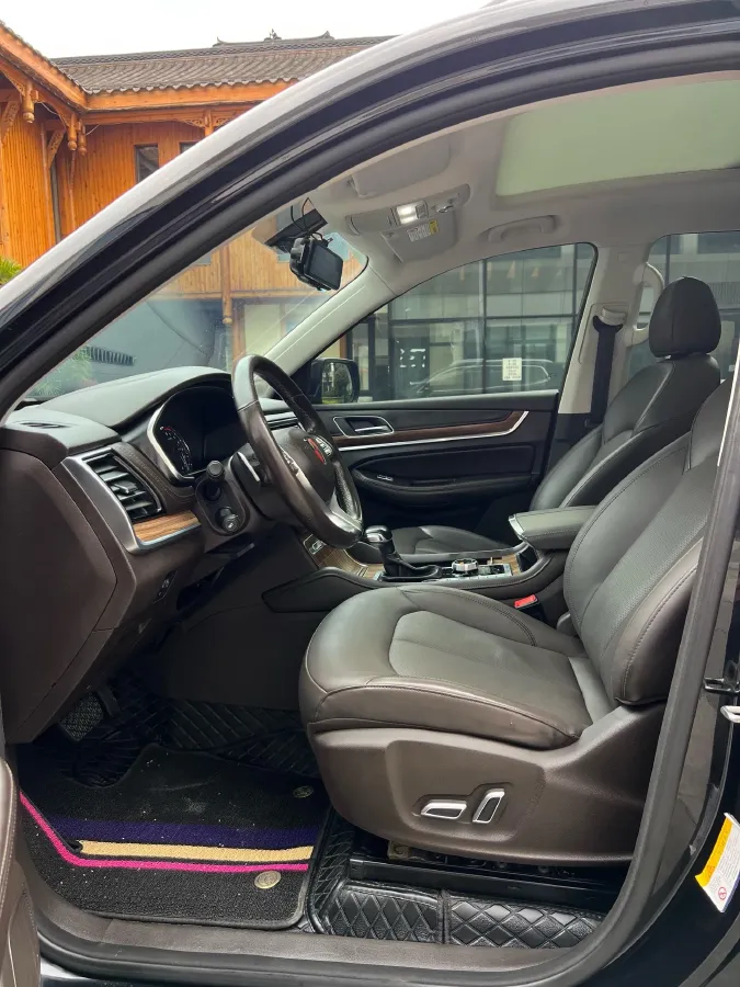 2019 Roewe RX8 2.0T 222HP L4 6AT,autocango,china used car exporter,china ev exporter,chinese used car exporter,chinese used ev exporter