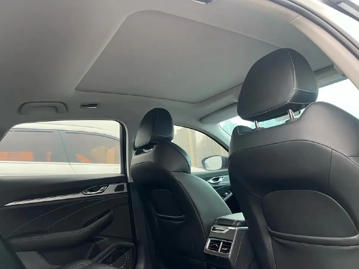 2021 Geely Preface 2.0T 190HP L4 7DCT,autocango,china used car exporter,china ev exporter,chinese used car exporter,chinese used ev exporter