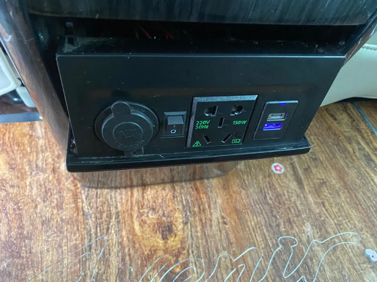 2021 Buick GL8 2.0T 237HP L4 9AT,autocango,china used car exporter,china ev exporter,chinese used car exporter,chinese used ev exporter