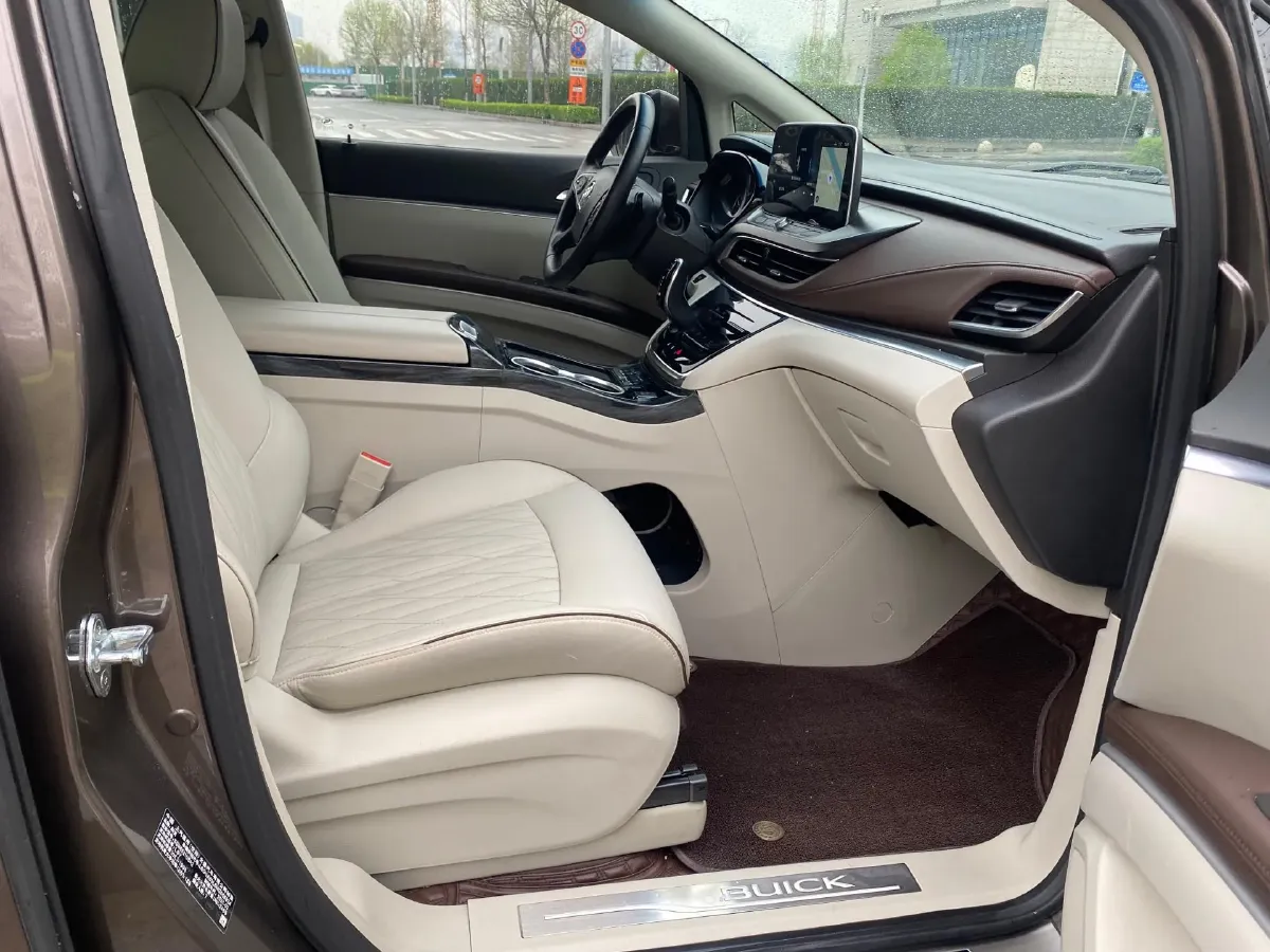 2021 Buick GL8 2.0T 237HP L4 9AT,autocango,china used car exporter,china ev exporter,chinese used car exporter,chinese used ev exporter
