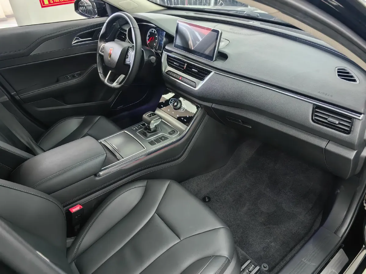 2020 HongQi H5 1.8T 197HP L4 6AT,autocango,china used car exporter,china ev exporter,chinese used car exporter,chinese used ev exporter