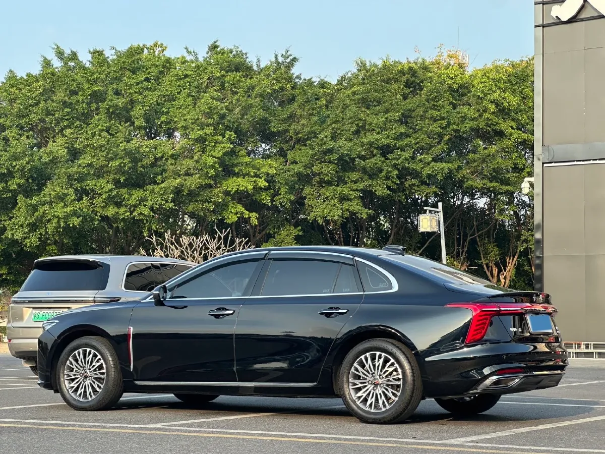 2025 HongQi H5 1.5T 169HP L4 7DCT,autocango,china used car exporter,china ev exporter,chinese used car exporter,chinese used ev exporter