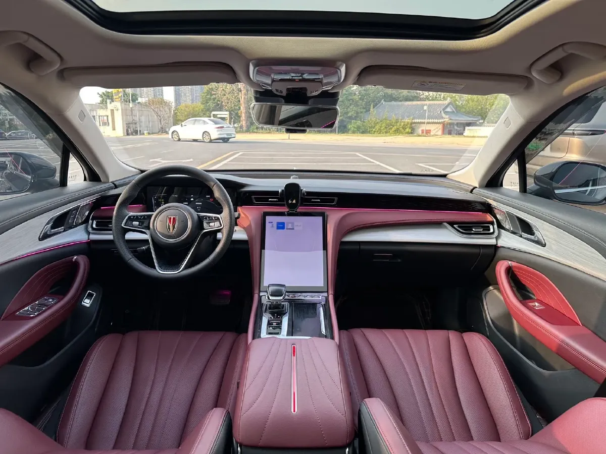 2025 HongQi H5 1.5T 169HP L4 7DCT,autocango,china used car exporter,china ev exporter,chinese used car exporter,chinese used ev exporter