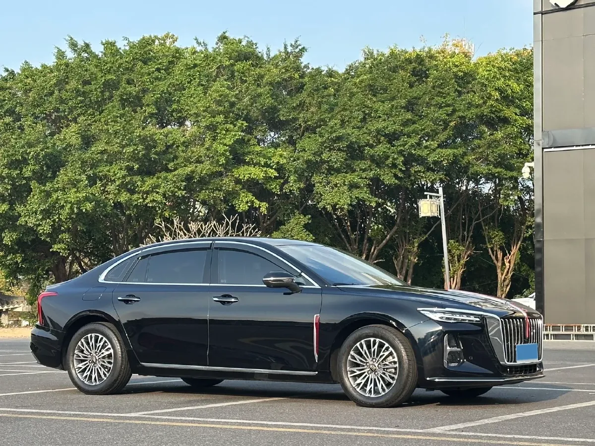 2025 HongQi H5 1.5T 169HP L4 7DCT,autocango,china used car exporter,china ev exporter,chinese used car exporter,chinese used ev exporter