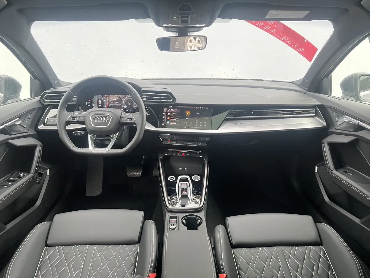 2026 Audi A3 1.5T 160HP L4 7DCT,autocango,china used car exporter,china ev exporter,chinese used car exporter,chinese used ev exporter