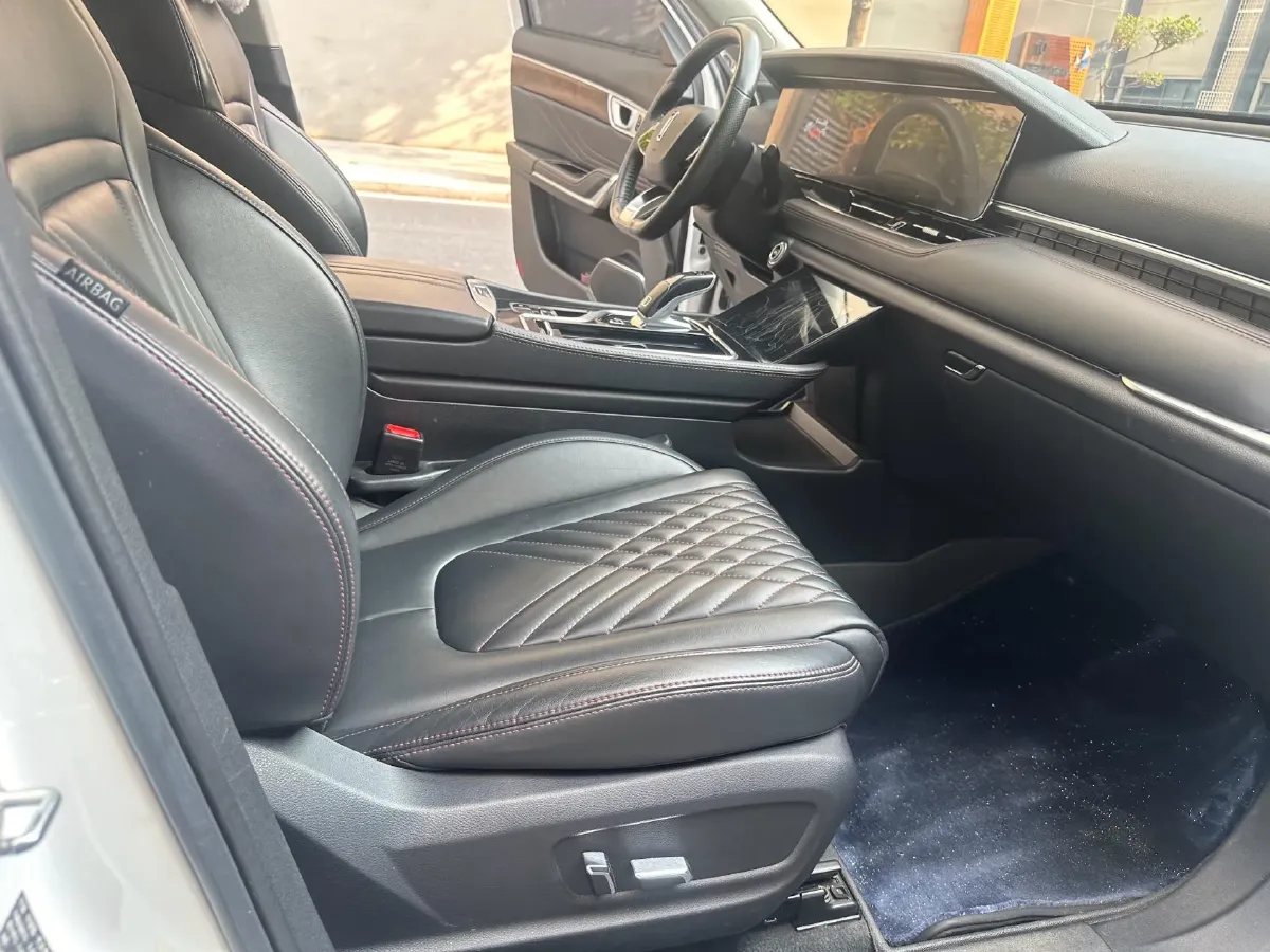 2019 Bestune X40 1.6L 114HP L4 6AT,autocango,china used car exporter,china ev exporter,chinese used car exporter,chinese used ev exporter