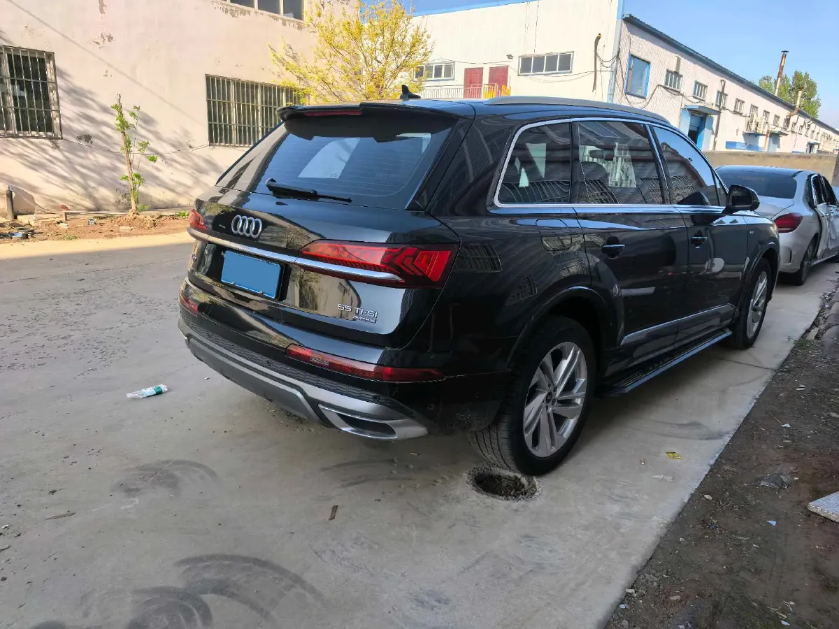 2020 Audi Q7 3.0T 340HP V6 8AT,autocango,china used car exporter,china ev exporter,chinese used car exporter,chinese used ev exporter