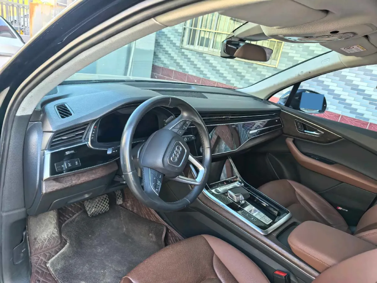 2020 Audi Q7 3.0T 340HP V6 8AT,autocango,china used car exporter,china ev exporter,chinese used car exporter,chinese used ev exporter