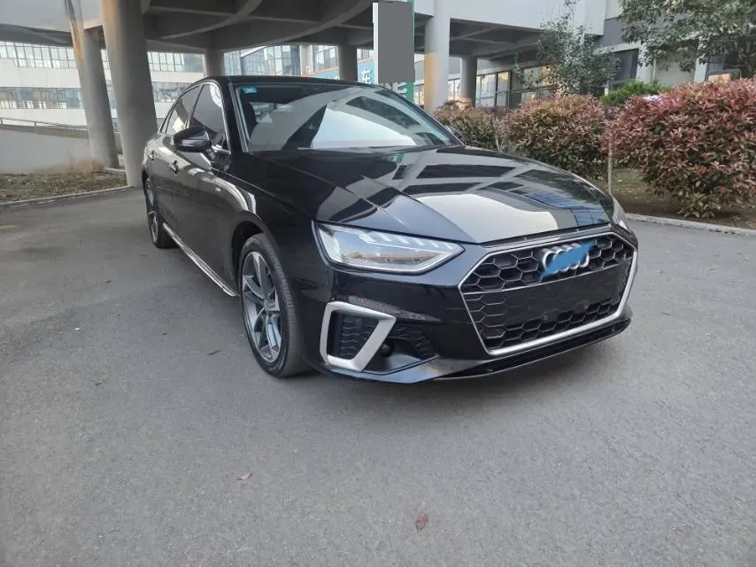 2020 Audi A4L 2.0T 190HP L4 7DCT,autocango,china used car exporter,china ev exporter,chinese used car exporter,chinese used ev exporter