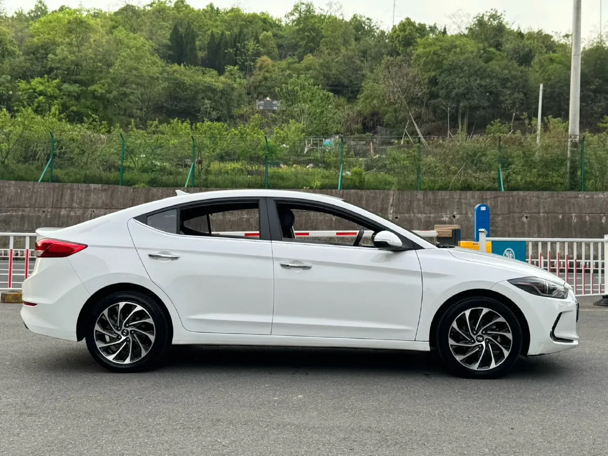 2019 Hyundai Elantra 1.4T 130HP L4 7DCT,autocango,china used car exporter,china ev exporter,chinese used car exporter,chinese used ev exporter
