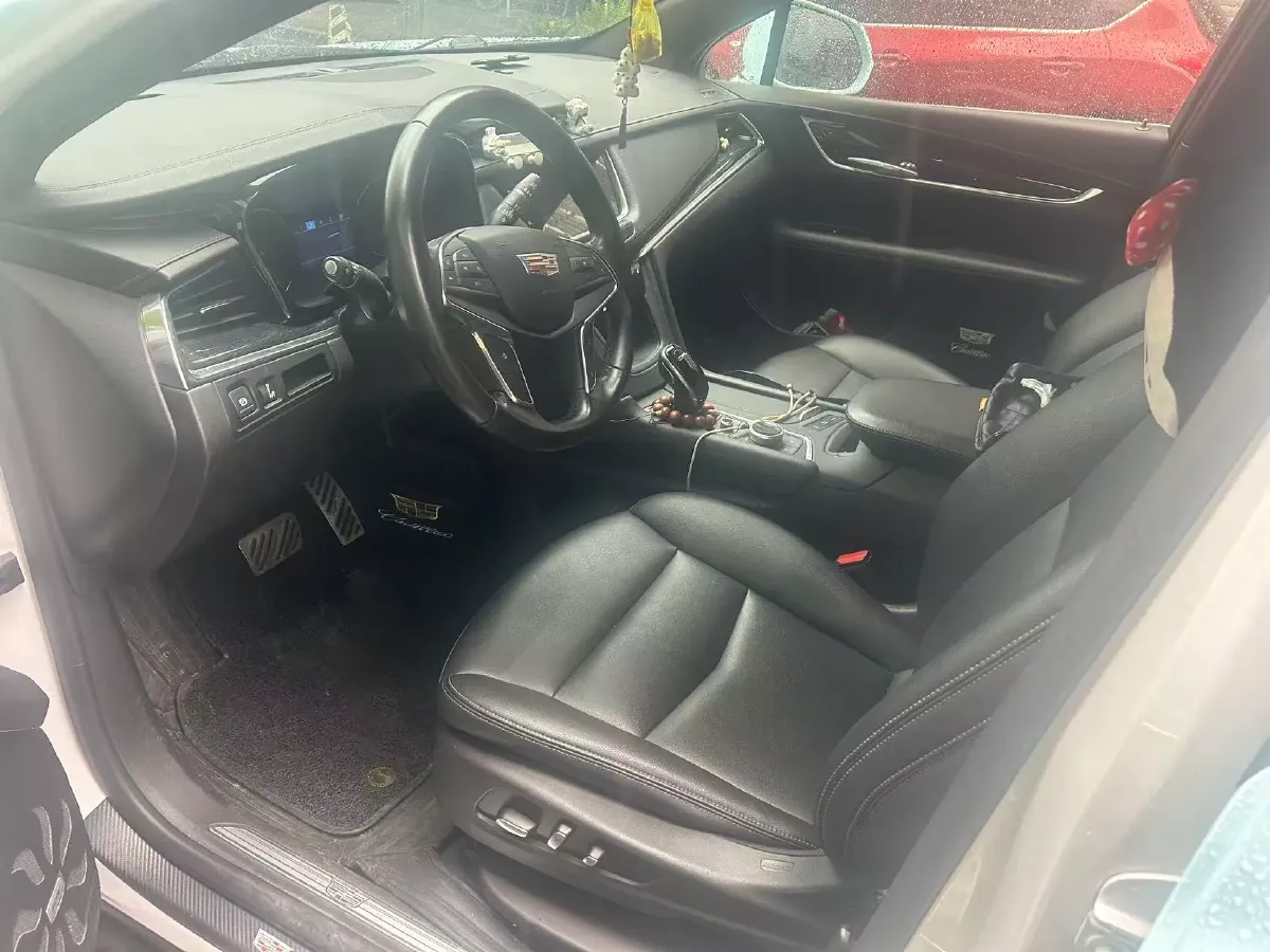 2021 Cadillac XT5 2.0T 237HP L4 9AT,autocango,china used car exporter,china ev exporter,chinese used car exporter,chinese used ev exporter