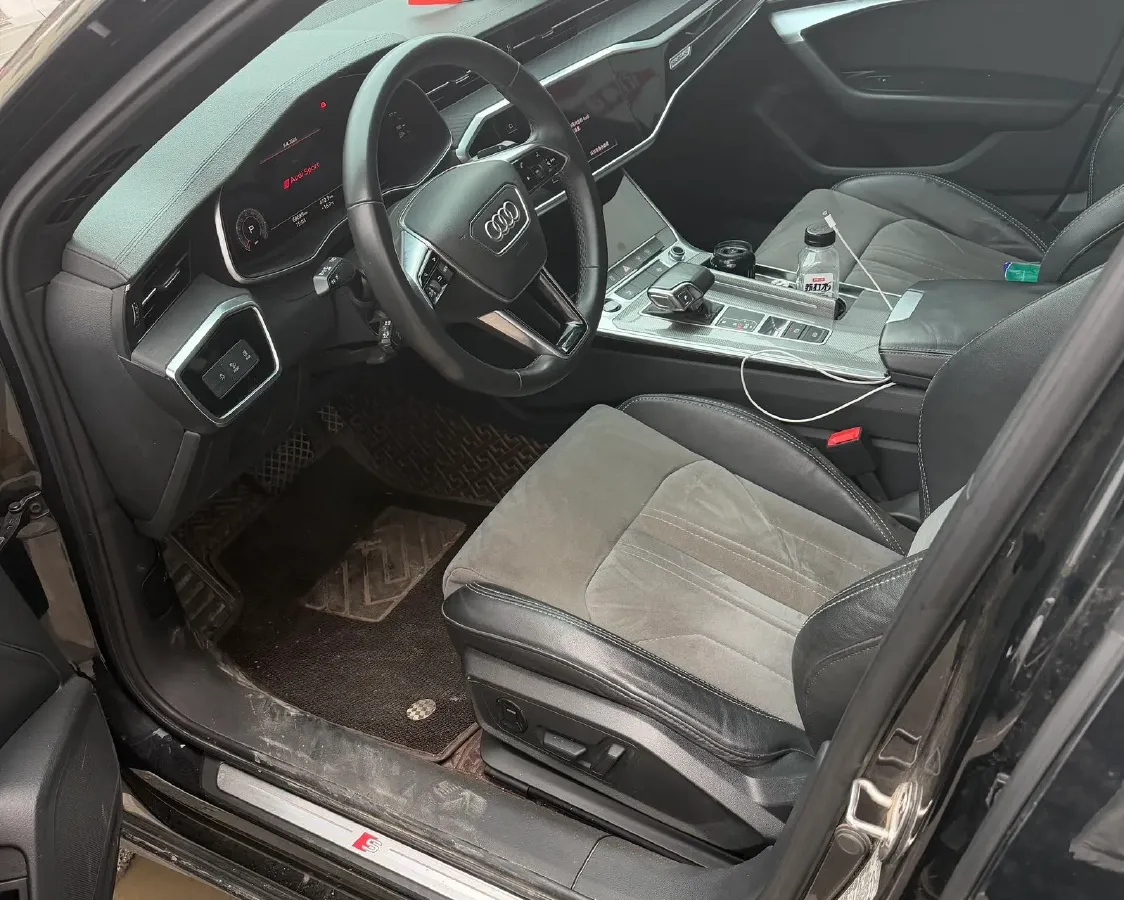 2021 Audi A6L 2.0T 224HP L4 7DCT,autocango,china used car exporter,china ev exporter,chinese used car exporter,chinese used ev exporter