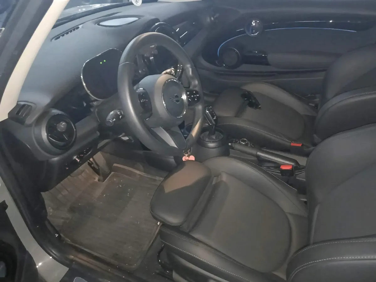 2022 MINI MINI 1.5T 136HP L3 7DCT,autocango,china used car exporter,china ev exporter,chinese used car exporter,chinese used ev exporter