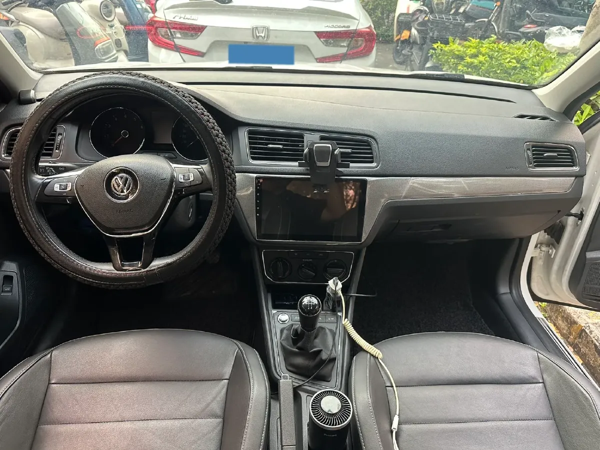 2017 Zotye Damy X7 1.8T 177HP L4 5MT,autocango,china used car exporter,china ev exporter,chinese used car exporter,chinese used ev exporter