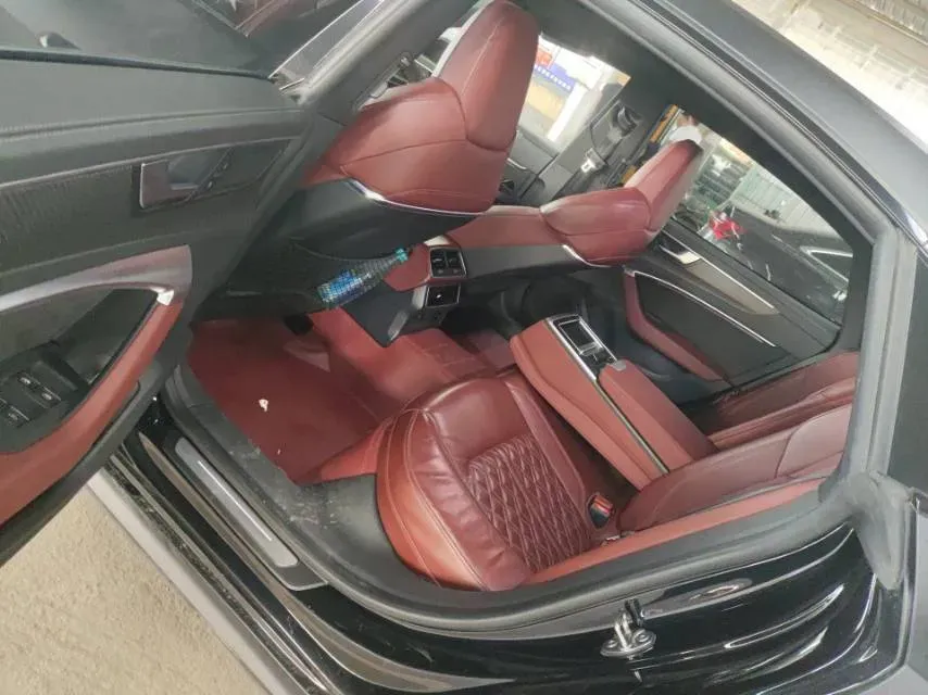 2023 Audi A7L 2.0T 245HP L4 7DCT,autocango,china used car exporter,china ev exporter,chinese used car exporter,chinese used ev exporter